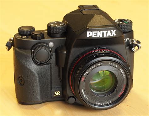 Pentax Reviews .